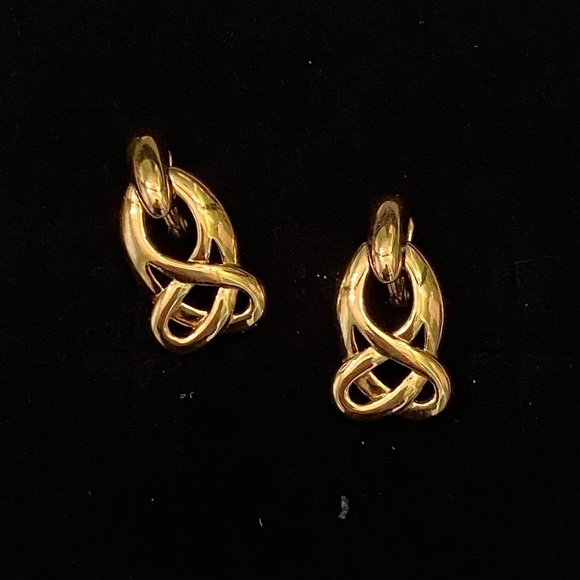 Vintage 1990’s Monet gold-tone clip on earrings twisted swirl design - Picture 1 of 6